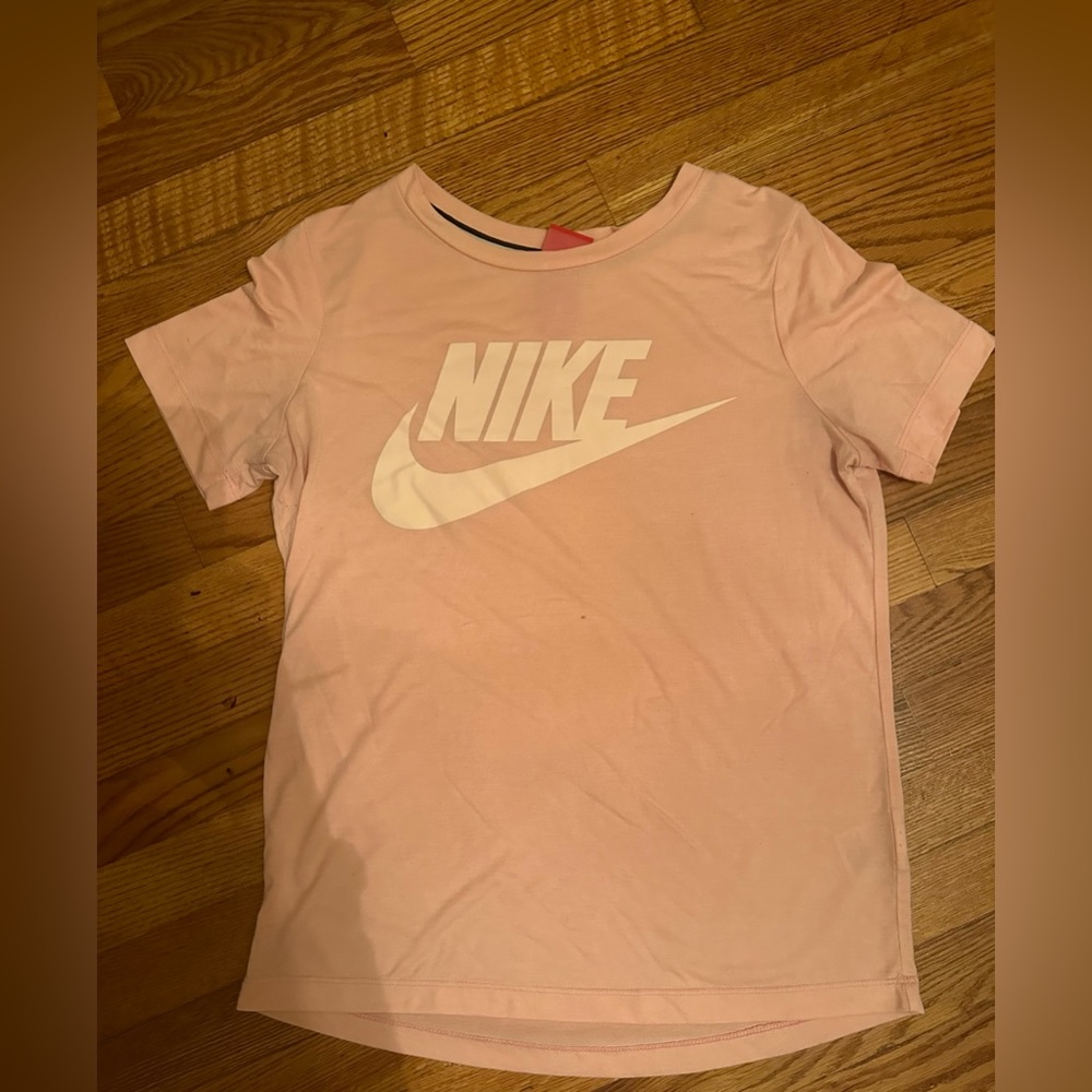 Nike size medium tee